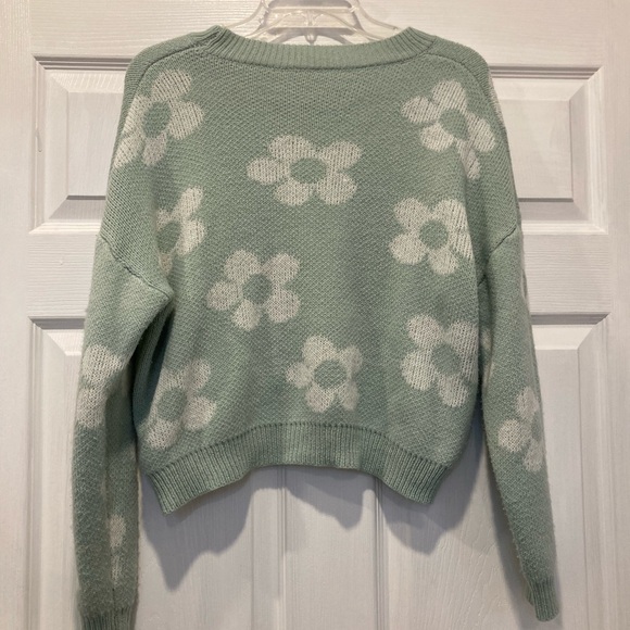 SHEIN Mint Green Floral Sweater - Picture 2 of 2
